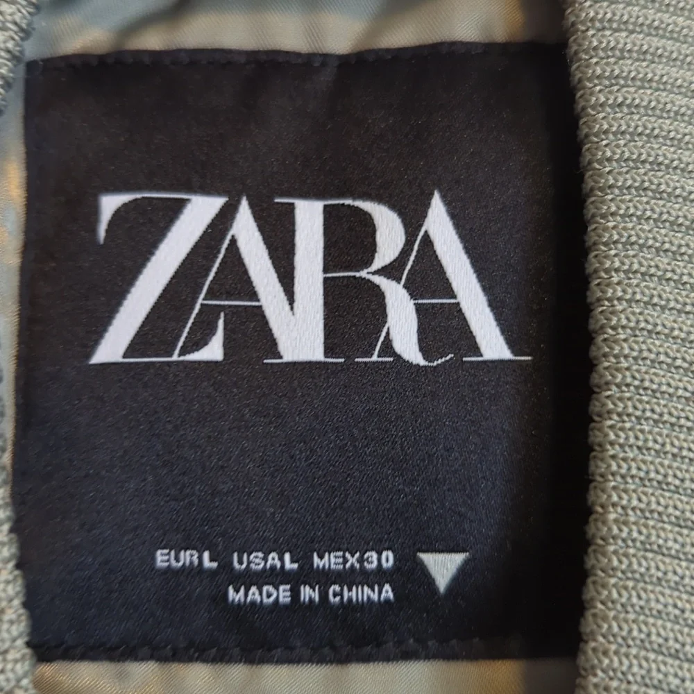 Zara Tan and Olive Green Cropped Bomber Jacket - Picture 5 of 5